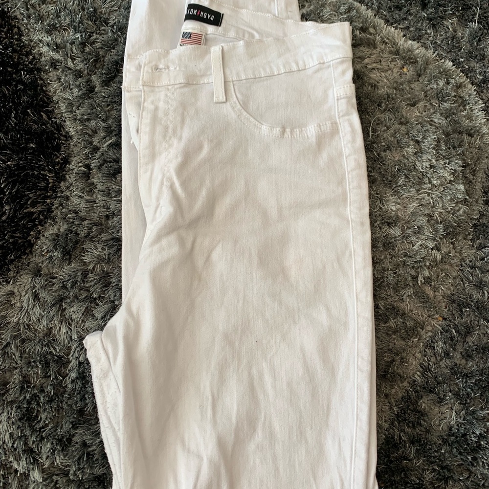Fashion Nova Jeans (White)